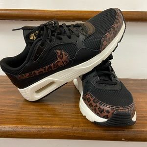 Nike AIR MAX SC black and leopard size 8 EUC